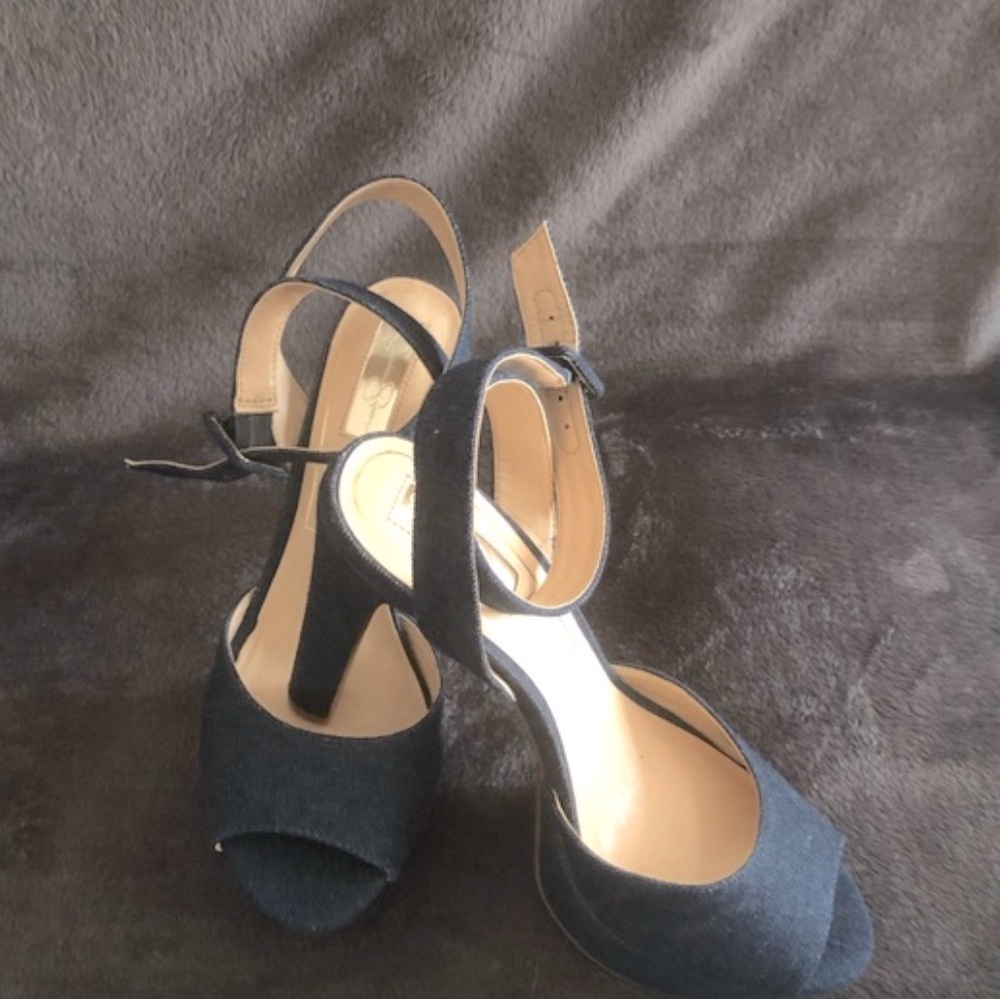 Women heels